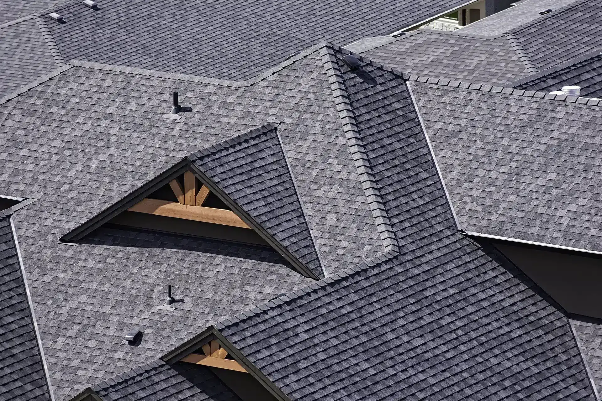 Asphalt / Composite Shingle Roofs